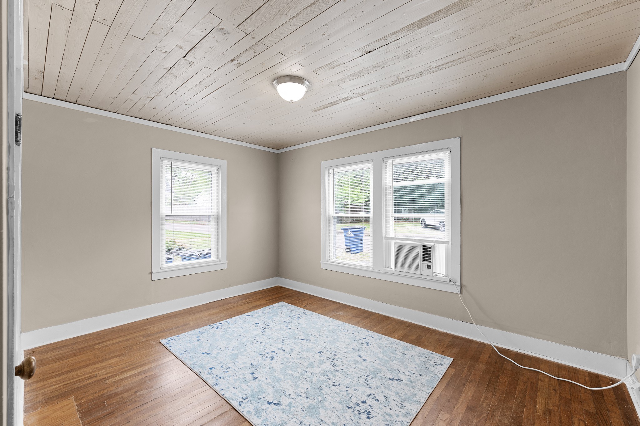 116 Summer St Property Photo 24