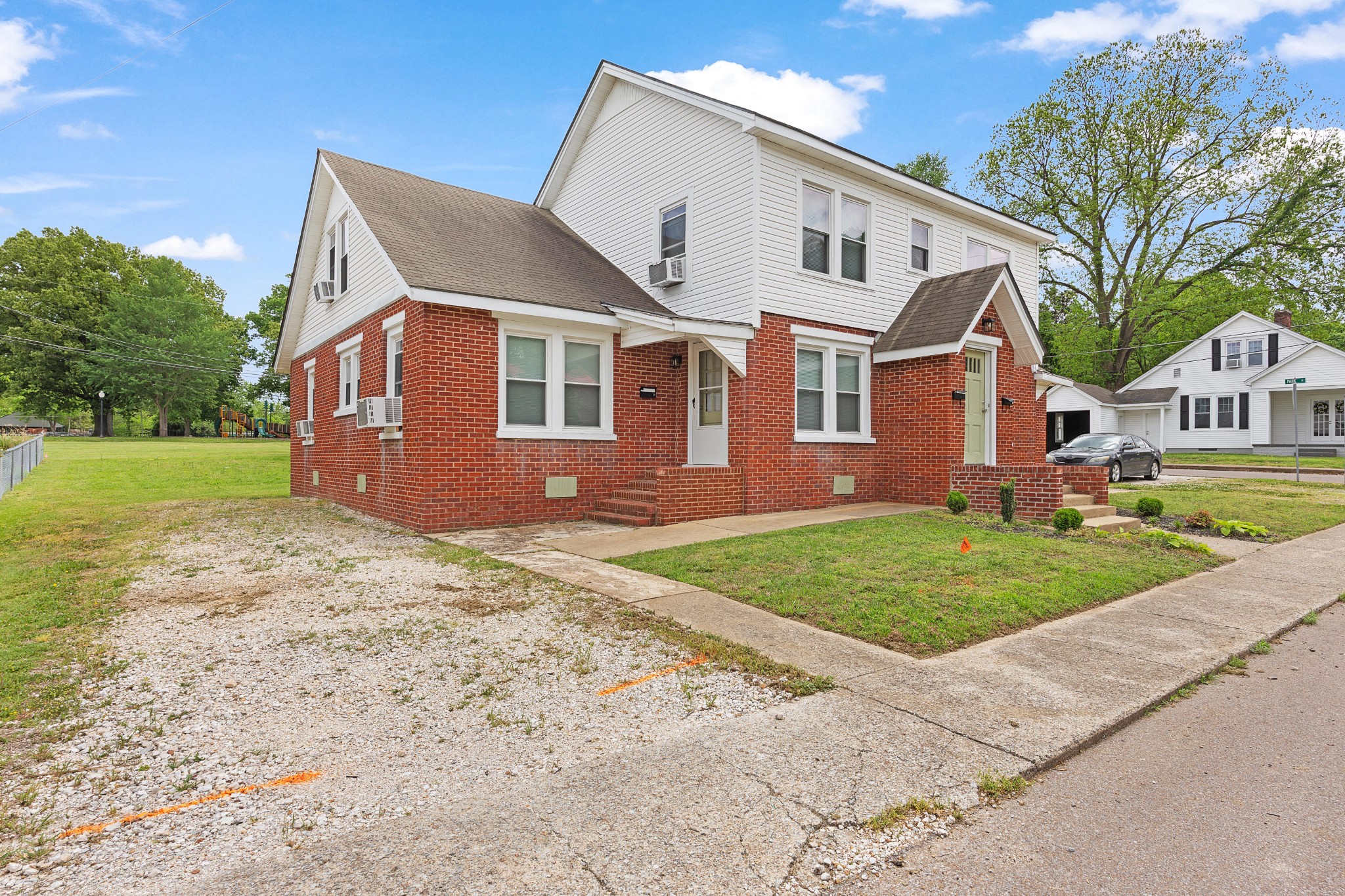 116 Summer St Property Photo 42