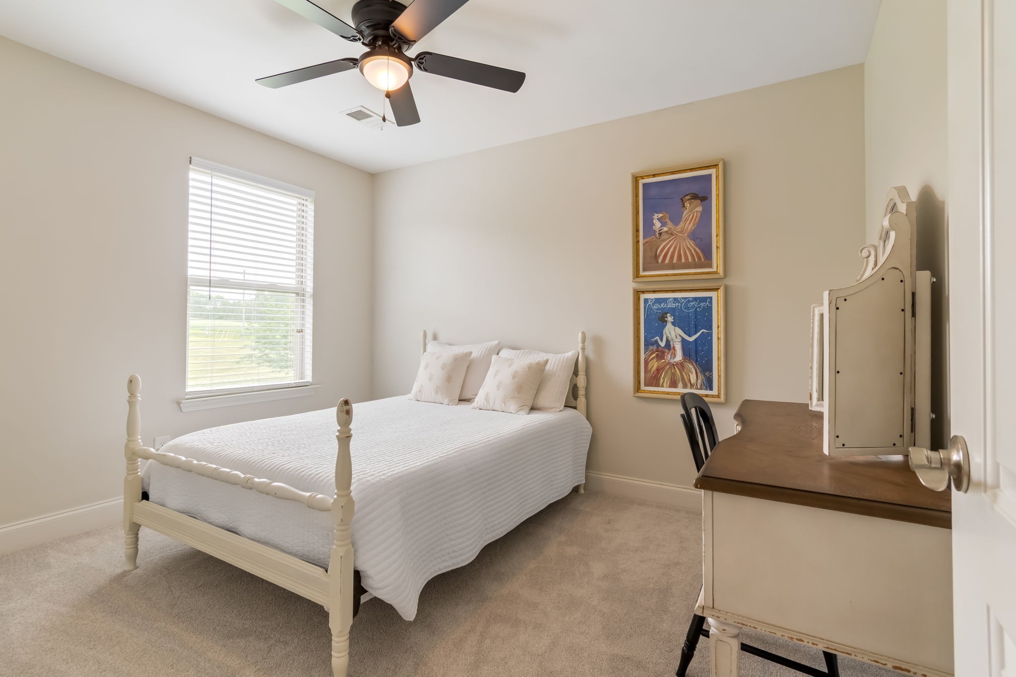 2516 Westerham Way Property Photo 16