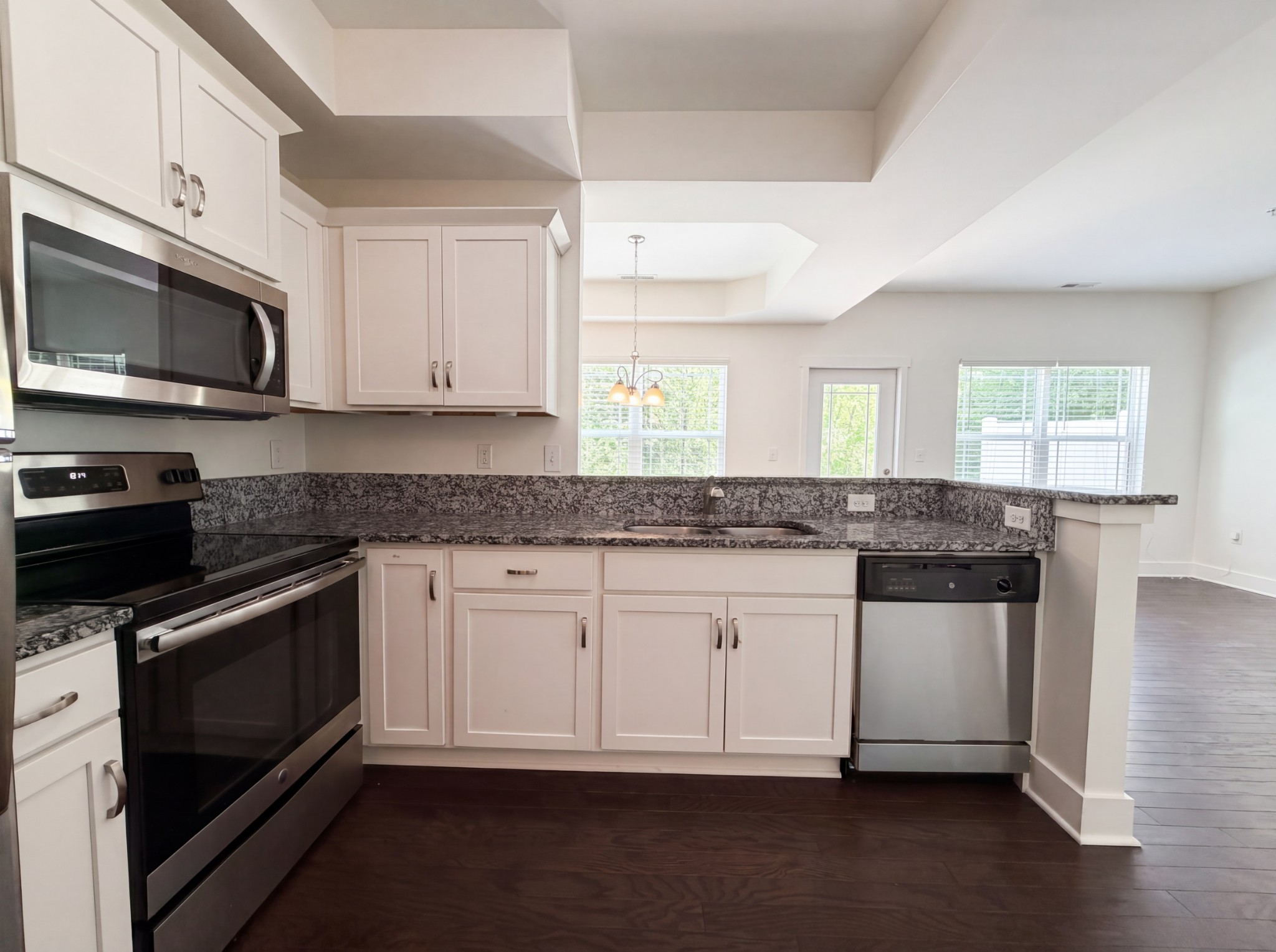 1134 Somerset Springs Dr Property Photo 8