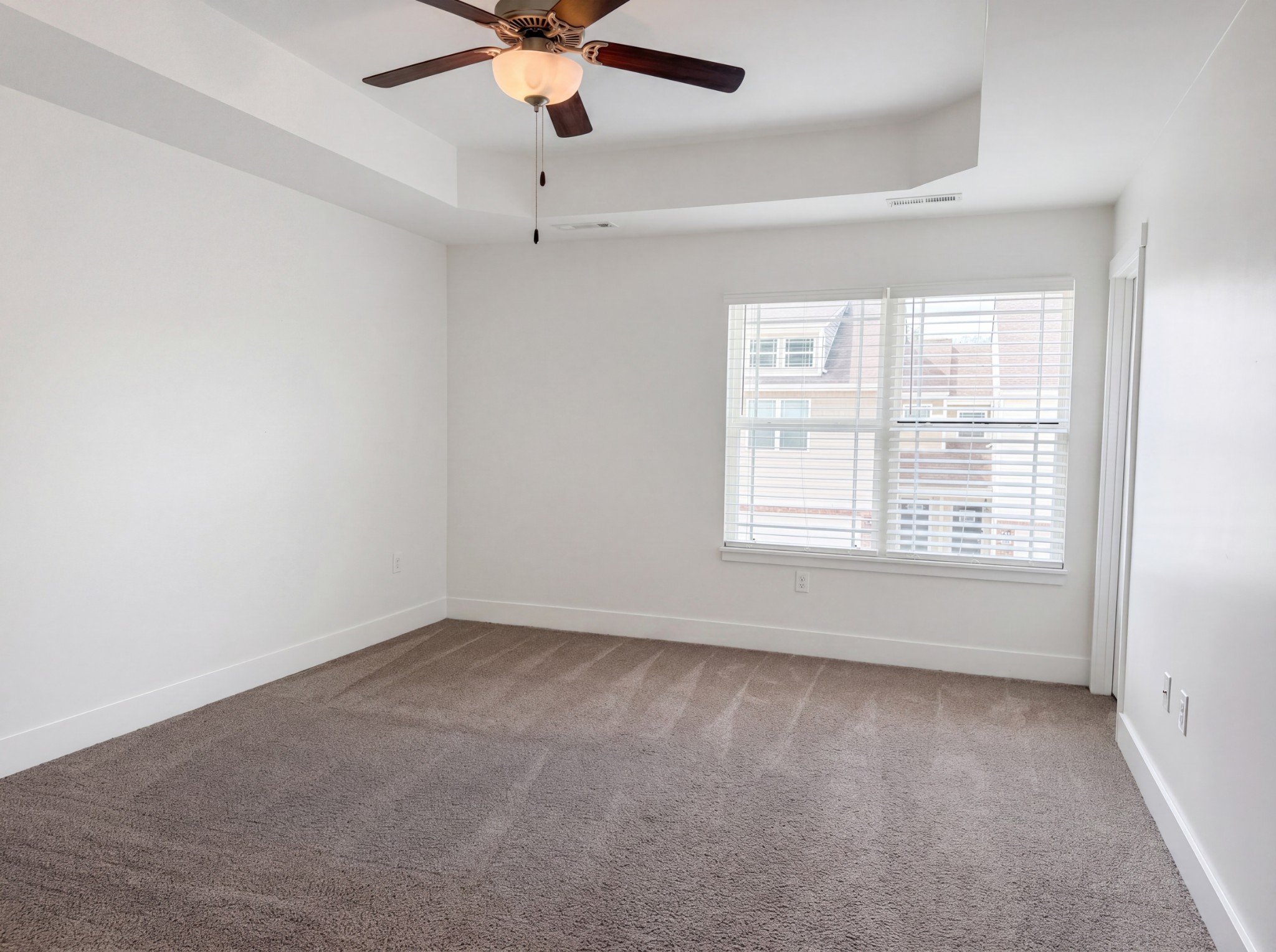 1134 Somerset Springs Dr Property Photo 13