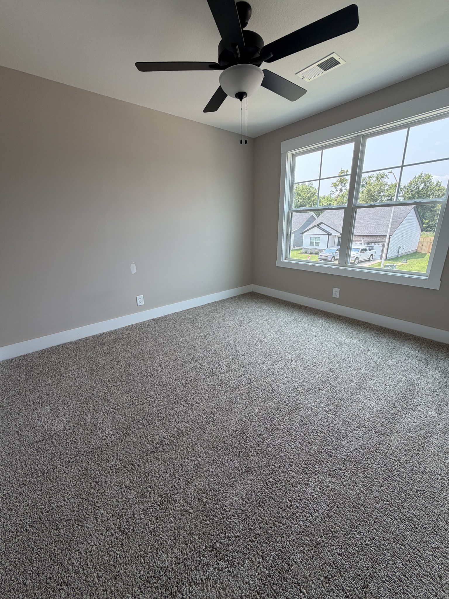 349 Cardinal Creek Property Photo 6