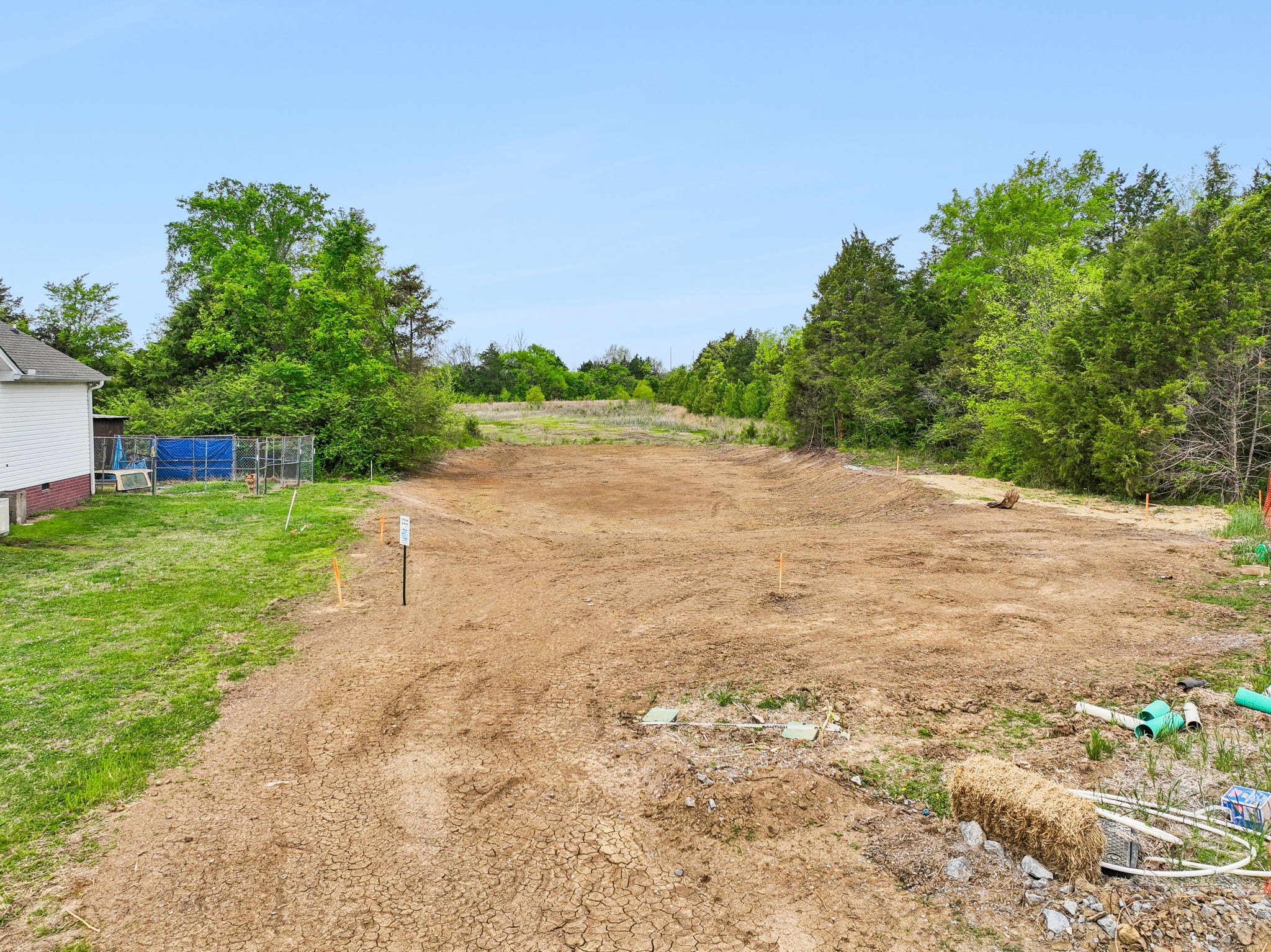 1410 Stroud Drive Property Photo 4