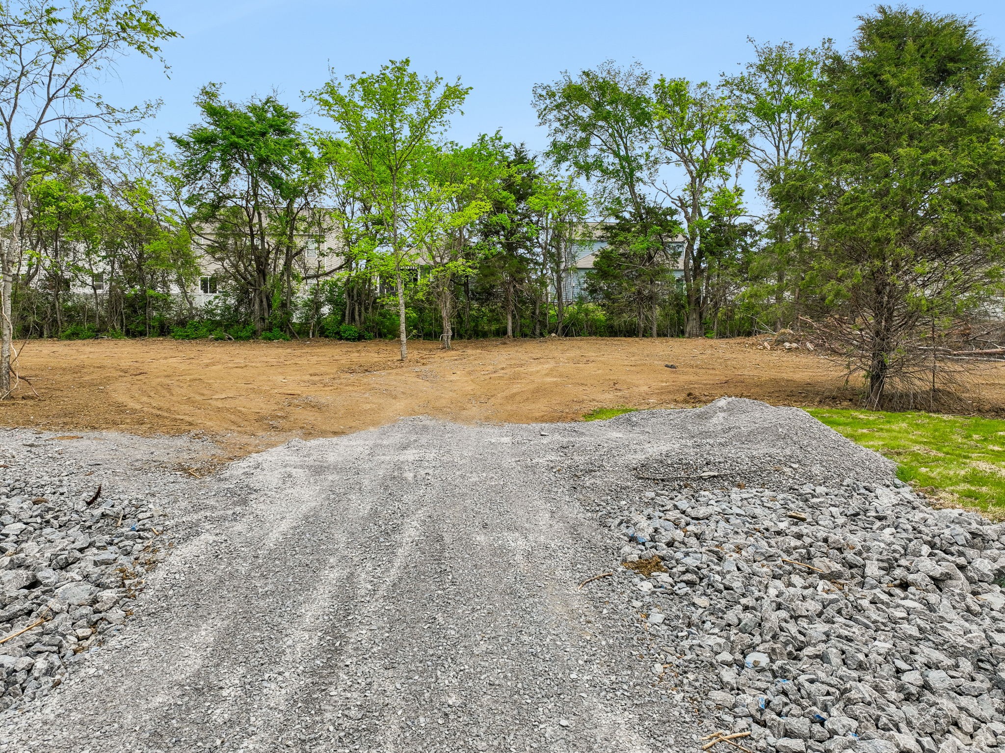 1410 Stroud Drive Property Photo 5