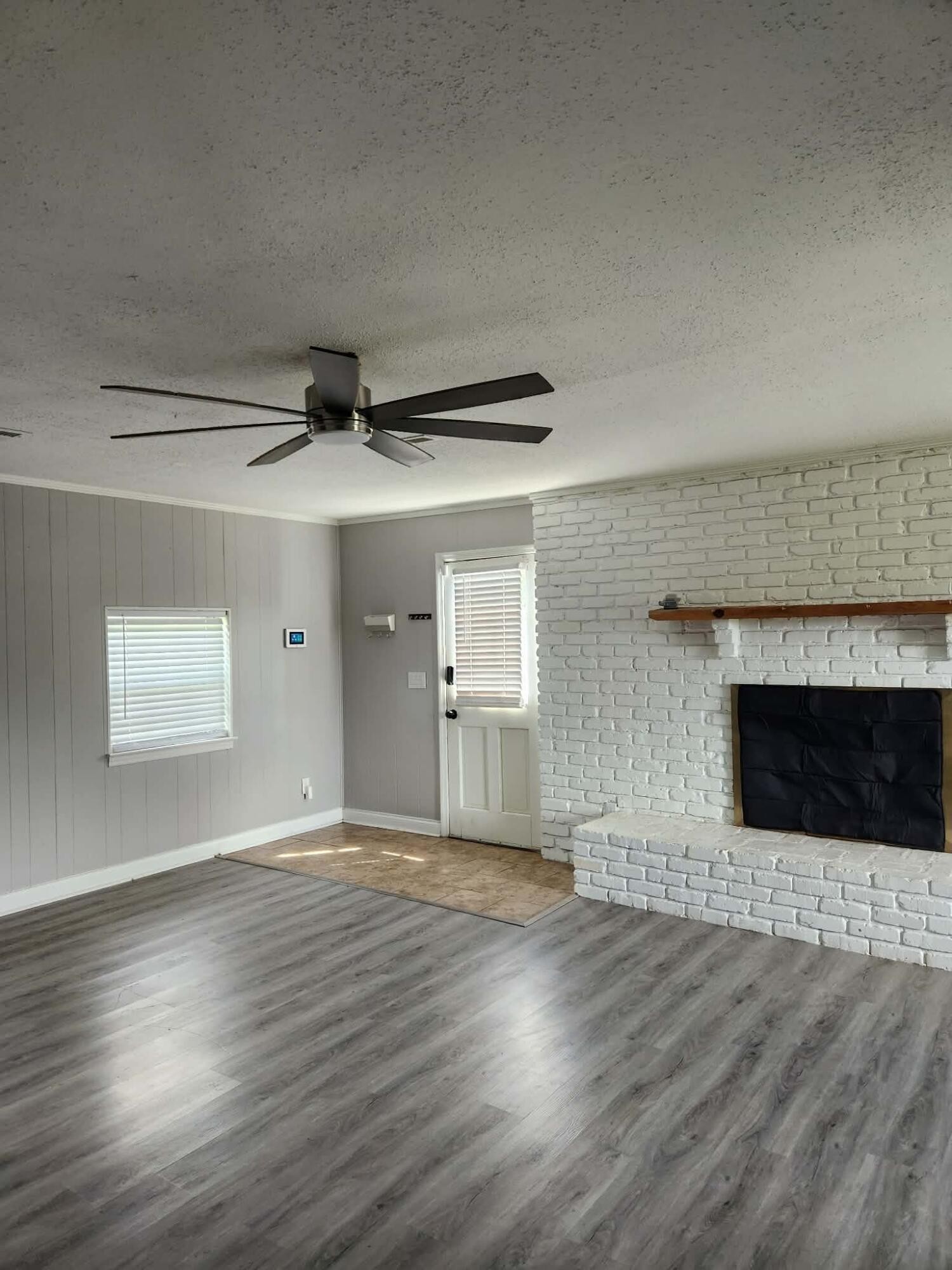 4128 Lost Oaks Drive Property Photo 3