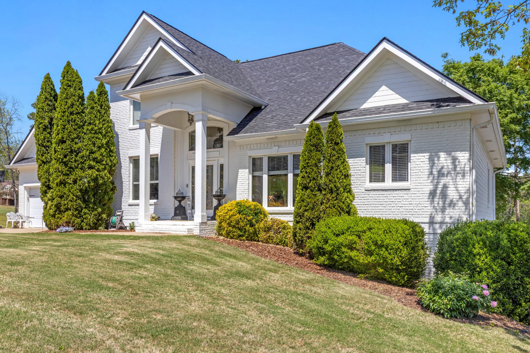 649 Wisley Way Property Photo 3