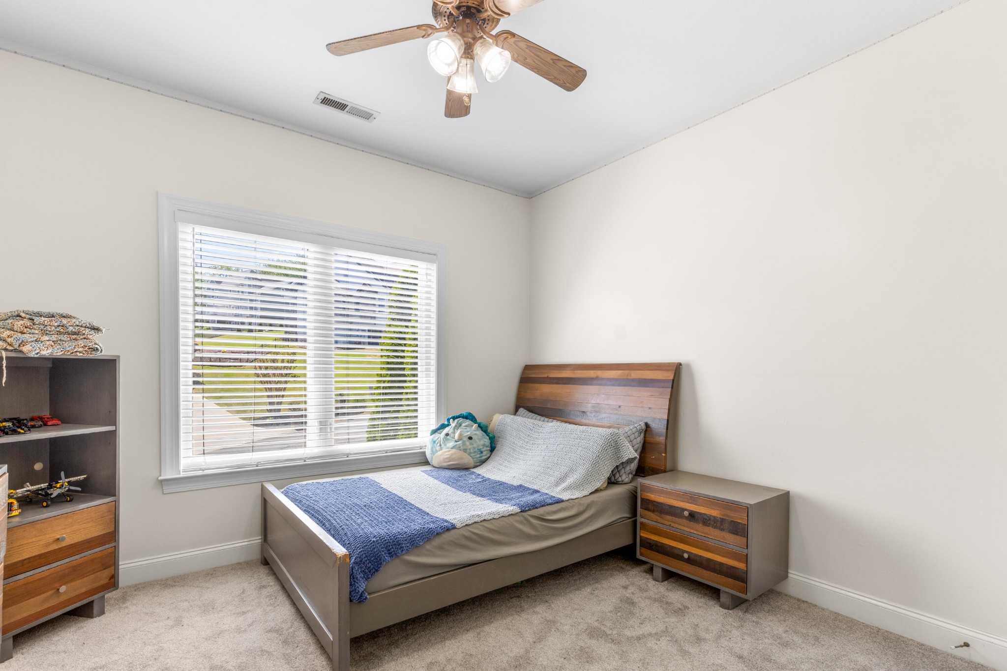 649 Wisley Way Property Photo 31