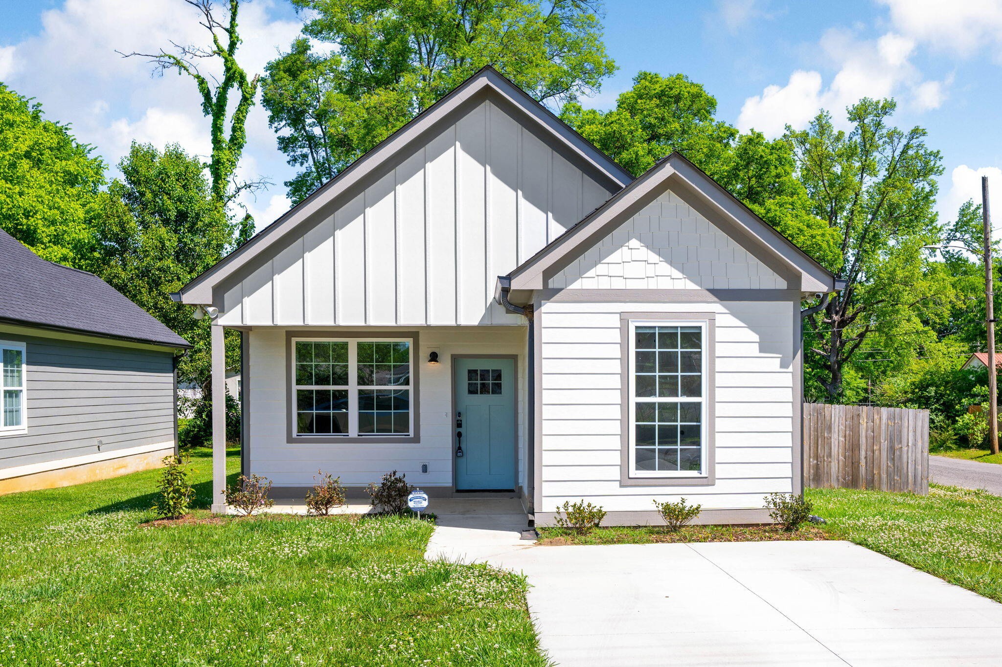 1417 E 50th Street