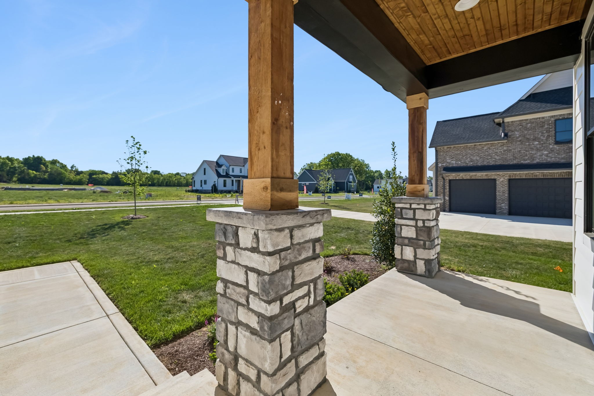 6227 Cedar Brooke Lane Property Photo 3
