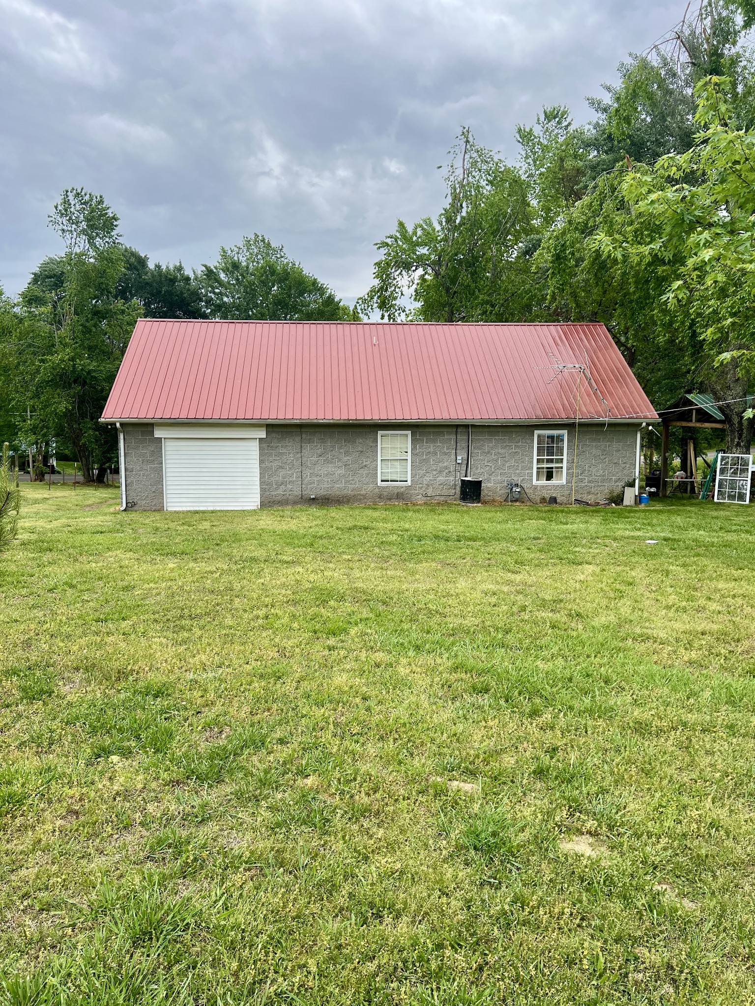 7526 Johnny Crow Rd Property Photo 10