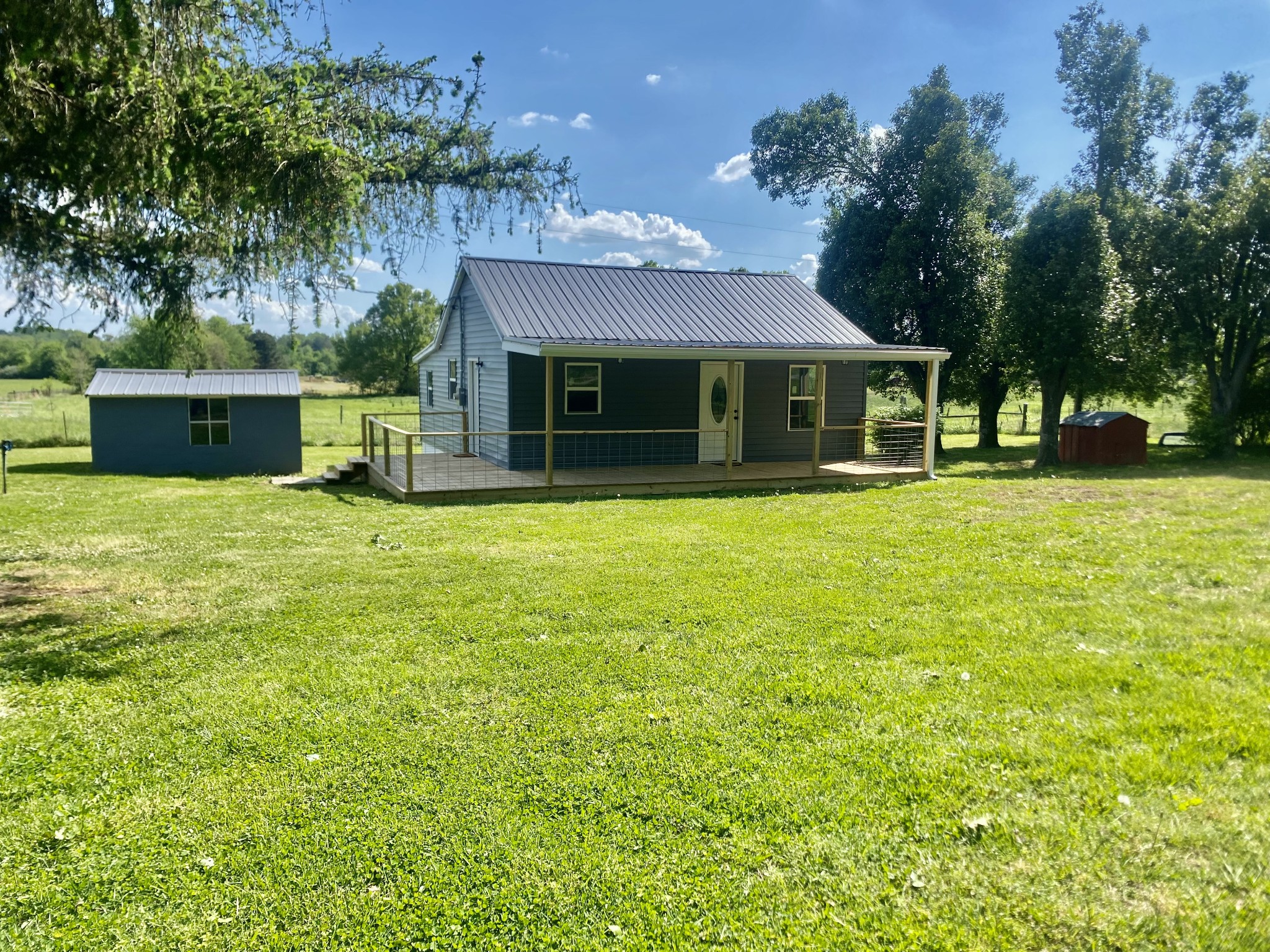 2471 Smartt Station Rd Property Photo 1