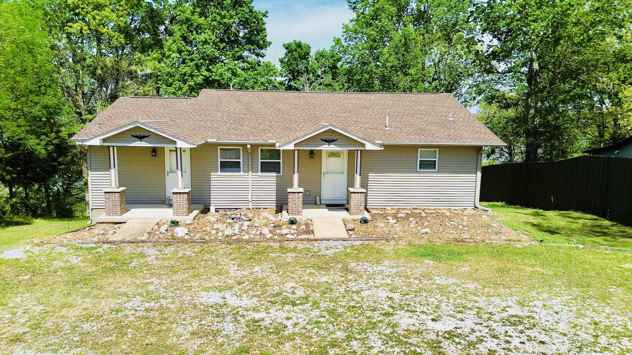 113 Jay Ave Property Photo 1