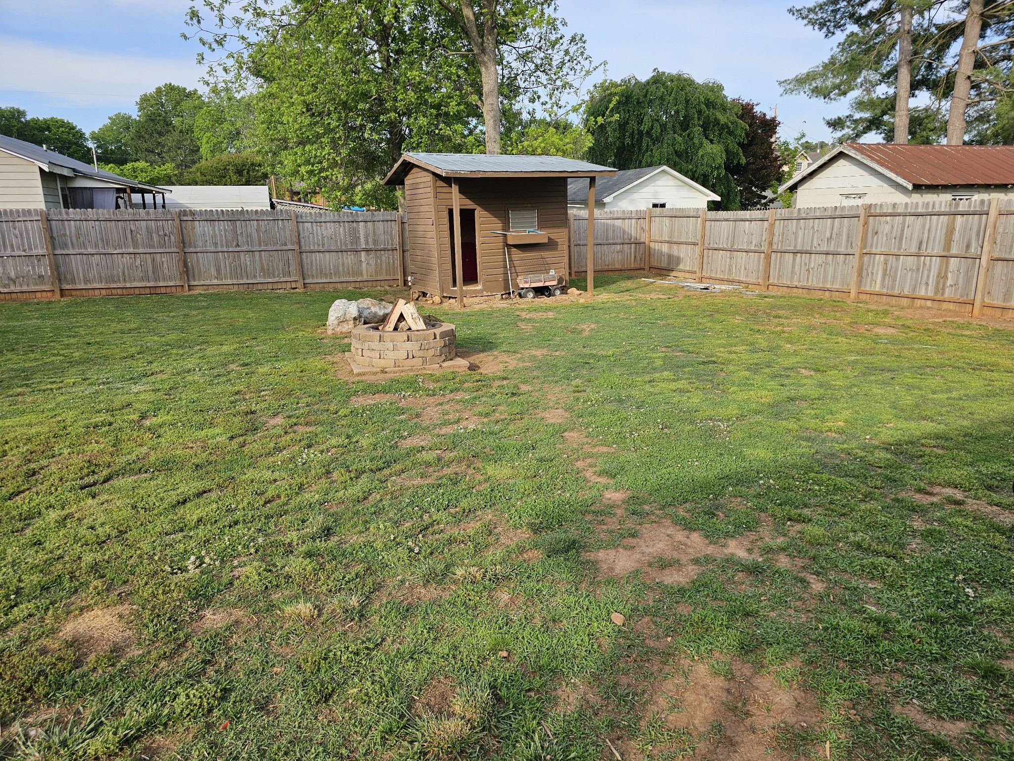 106 Willow St, N Property Photo 34