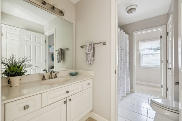 2701 N Highlands Dr Property Photo 33