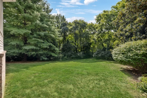 2701 N Highlands Dr Property Photo 44