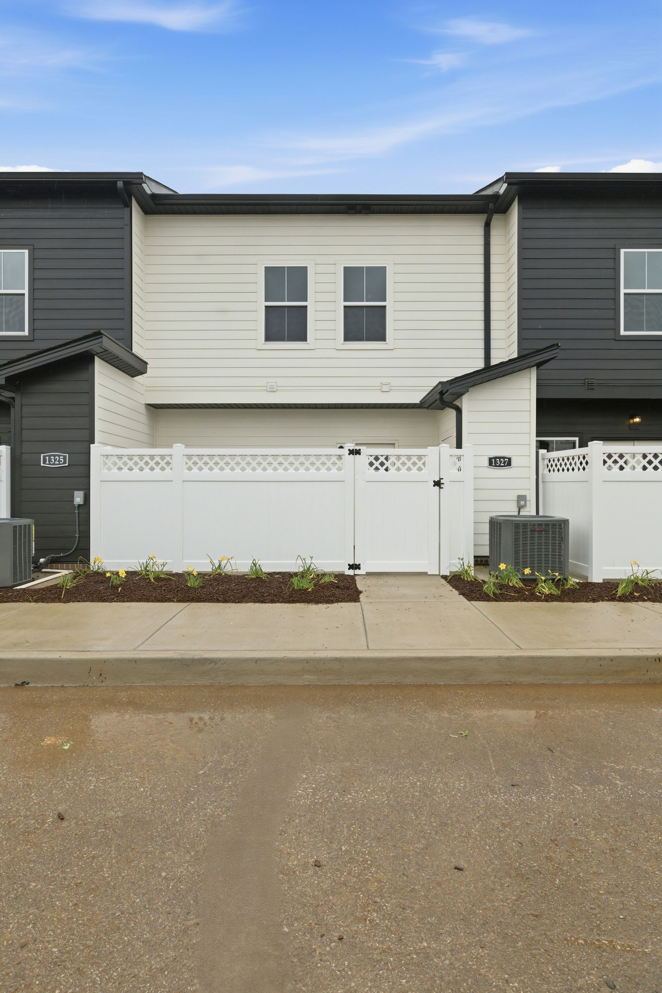 1327 Rebecca Johns Dr Property Photo 38