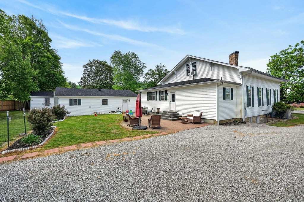 105 Roberts St Property Photo 40