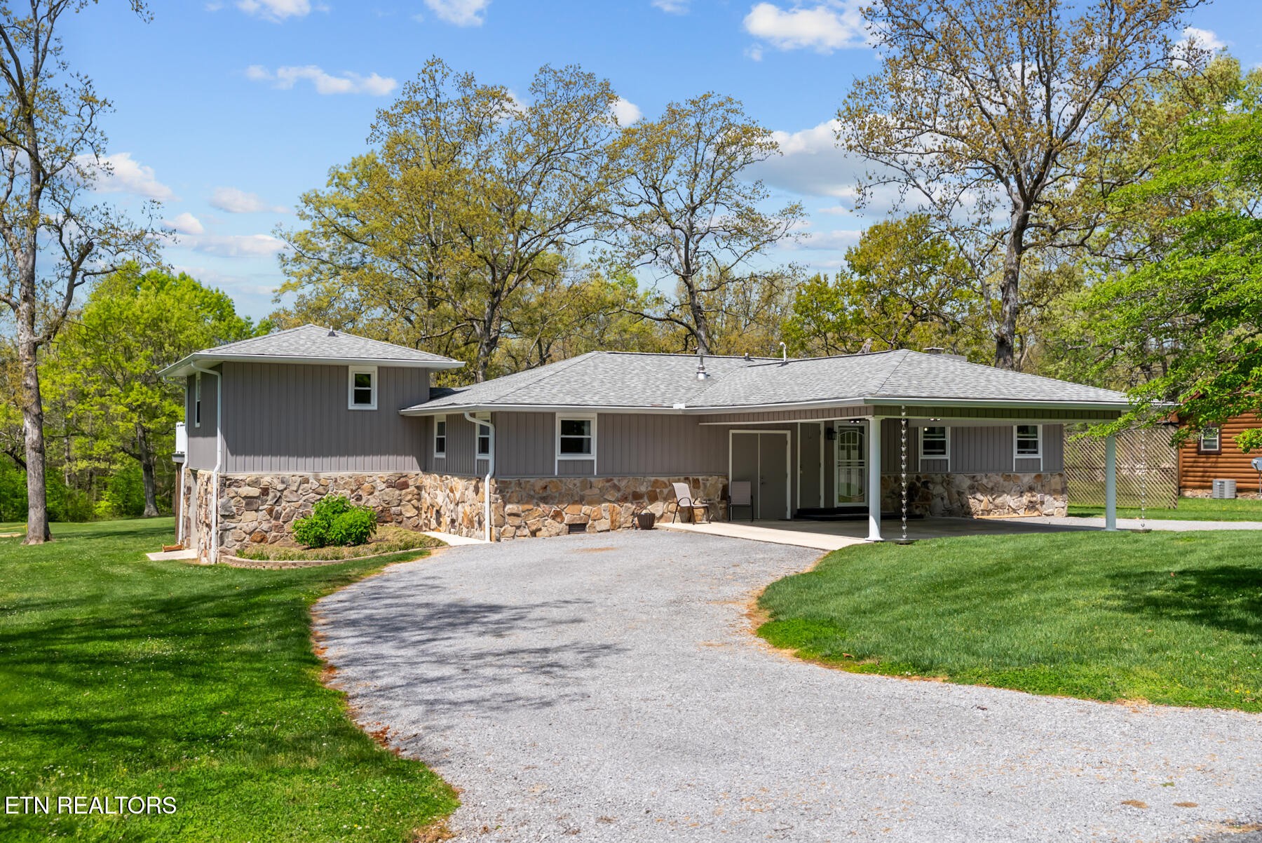 3008 Seminole Loop