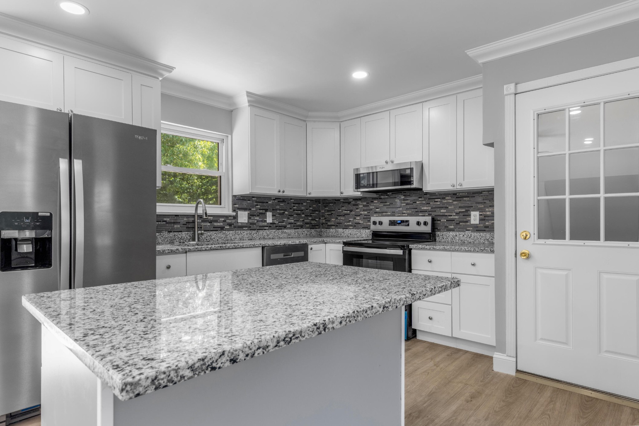 2427 Leann Cir Property Photo 4