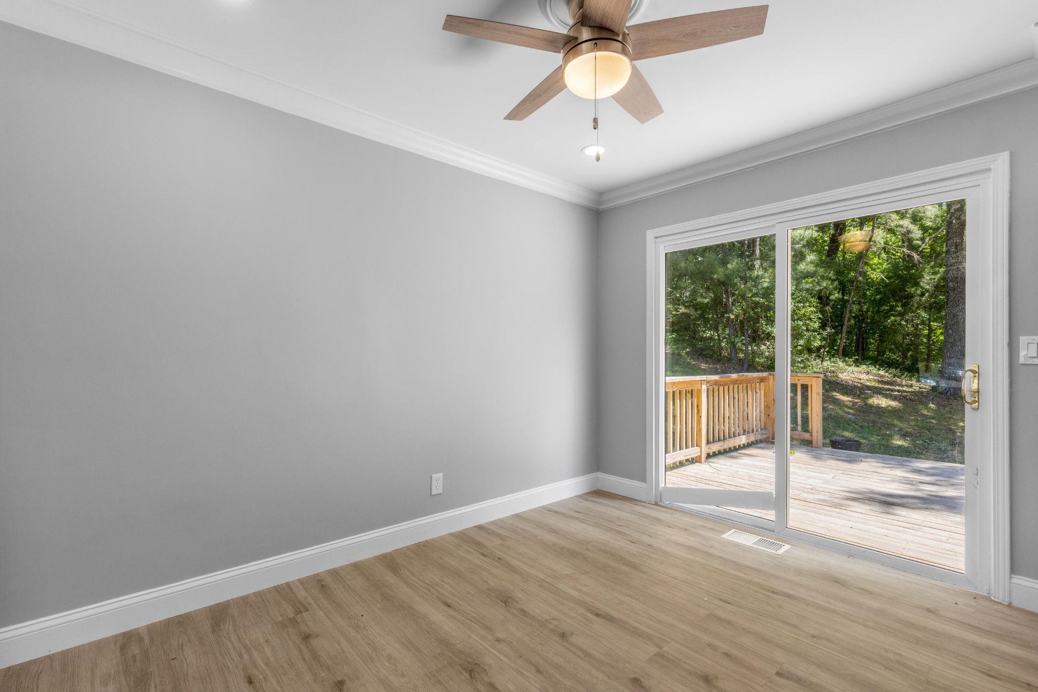 2427 Leann Cir Property Photo 9