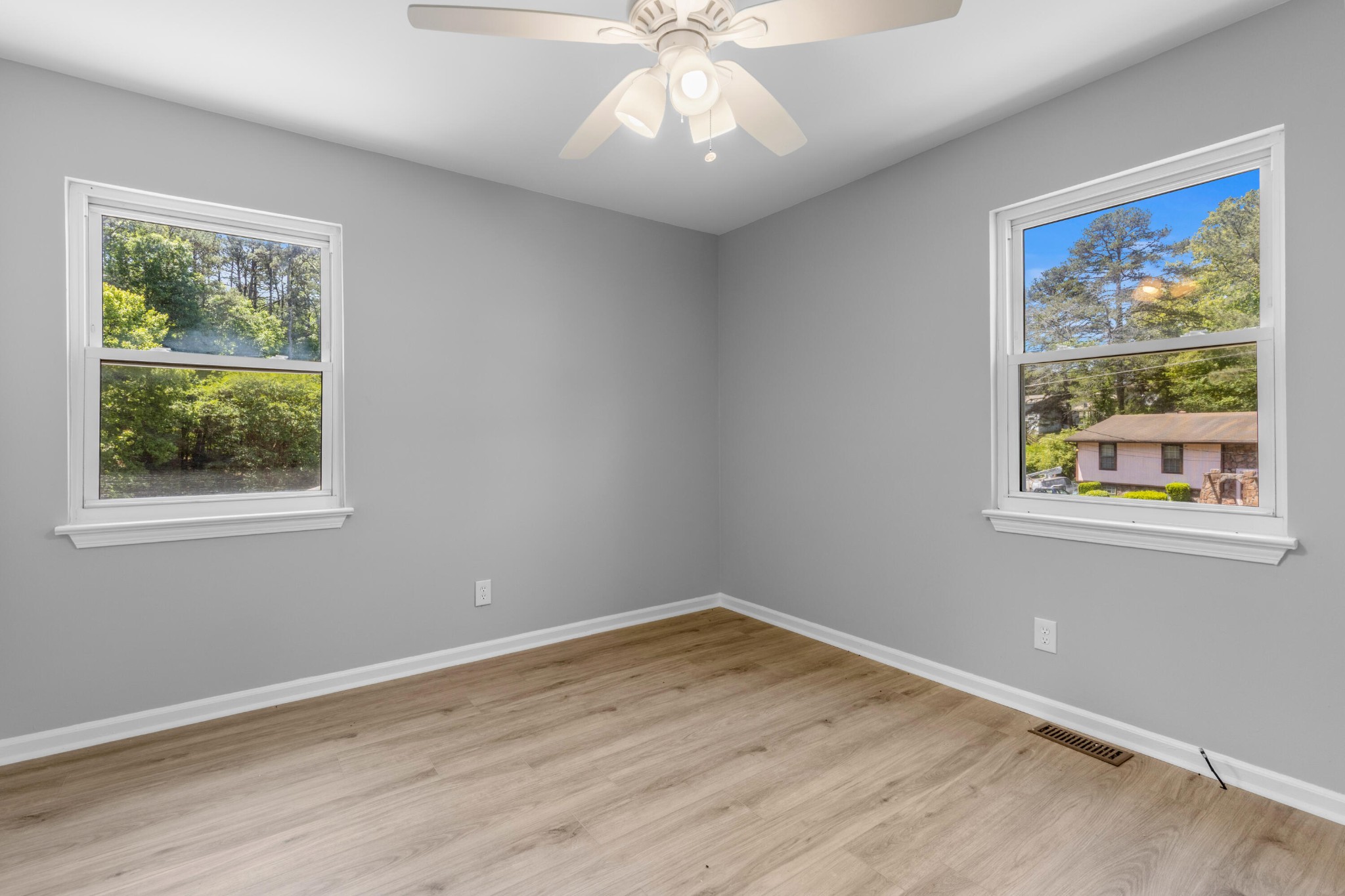2427 Leann Cir Property Photo 12