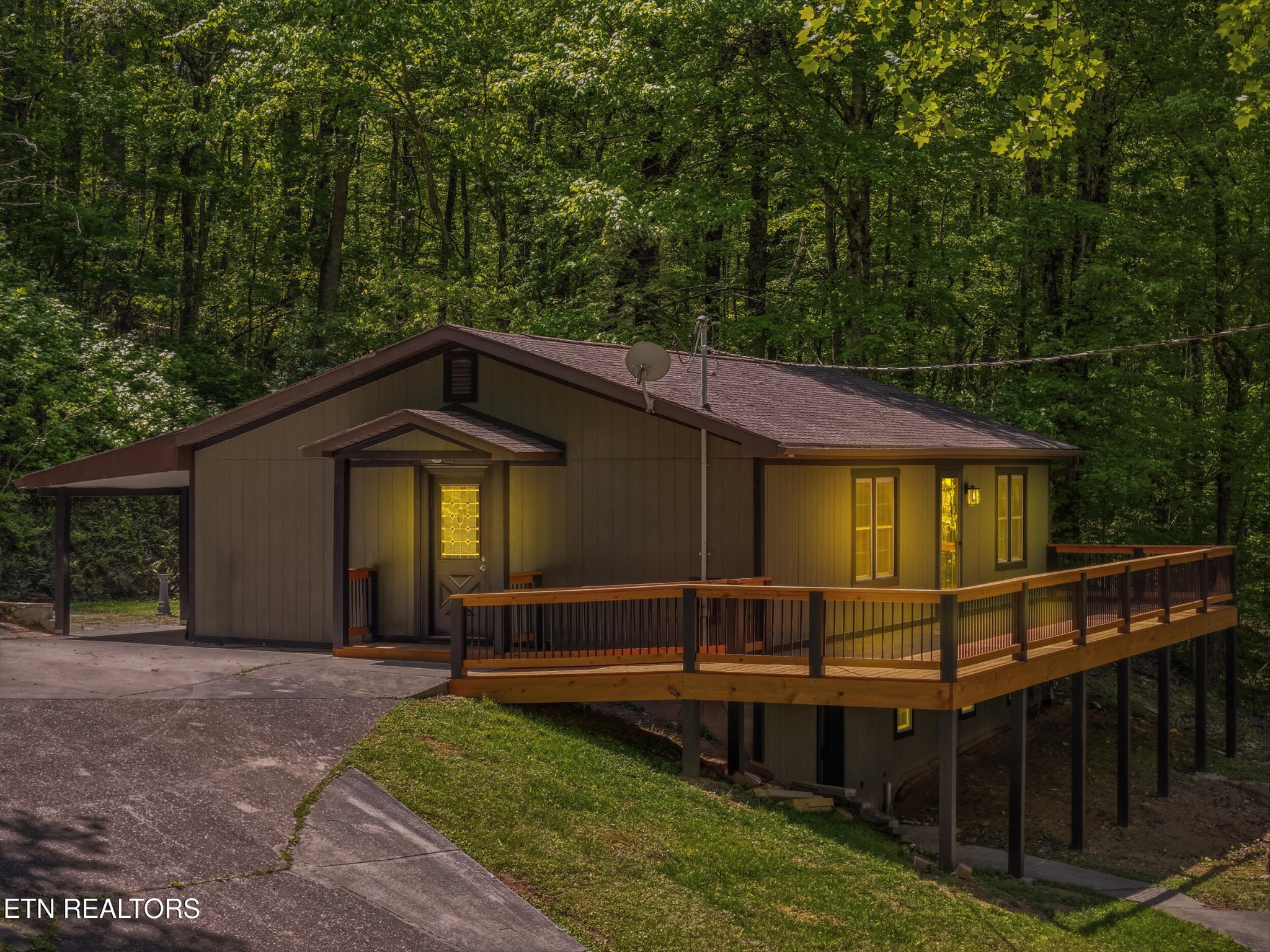 118 Clark Lane Property Photo 3