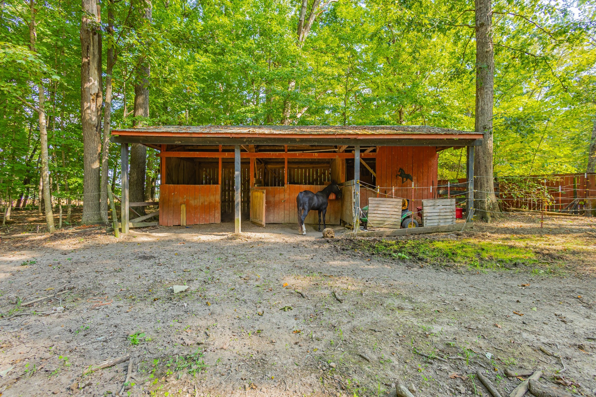 120 Evans Dr Property Photo 16
