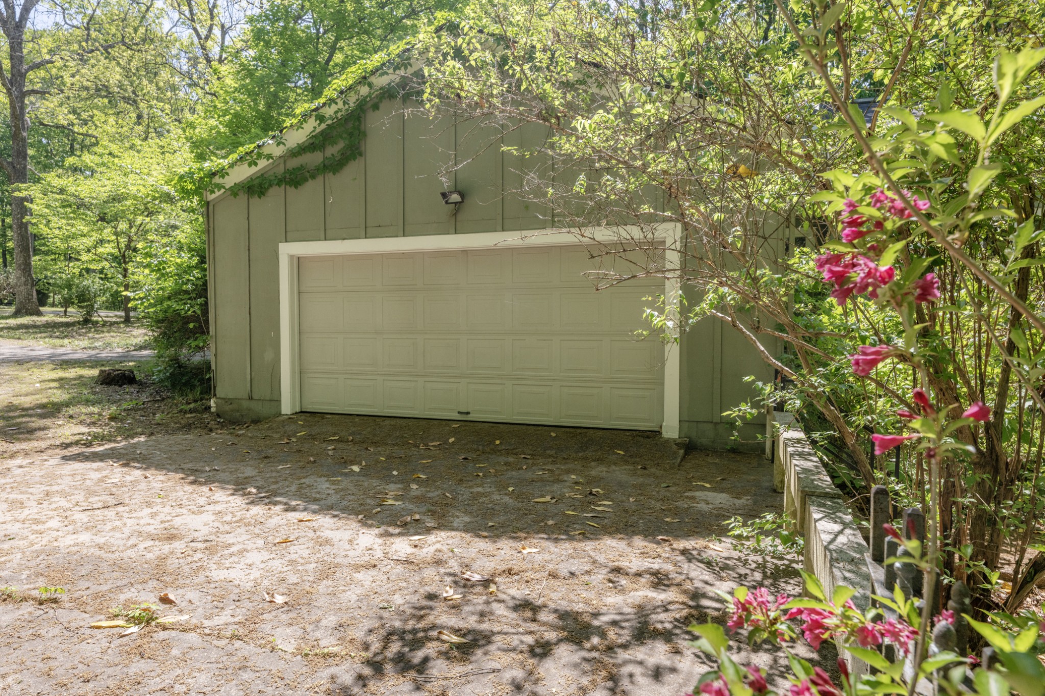 3442 Sherwood Rd Property Photo 5