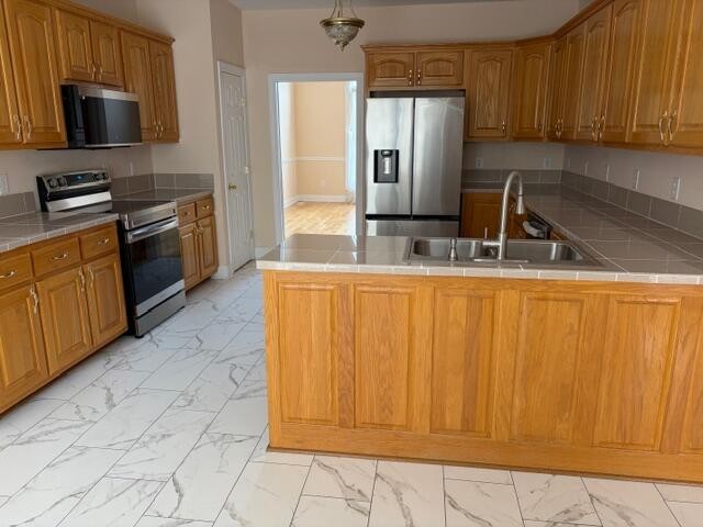 2327 Glennridge Rd Property Photo 12