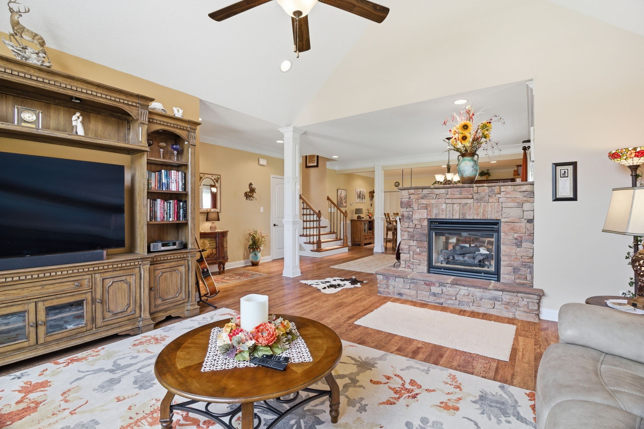 8309 Shoregate Ln Property Photo 6