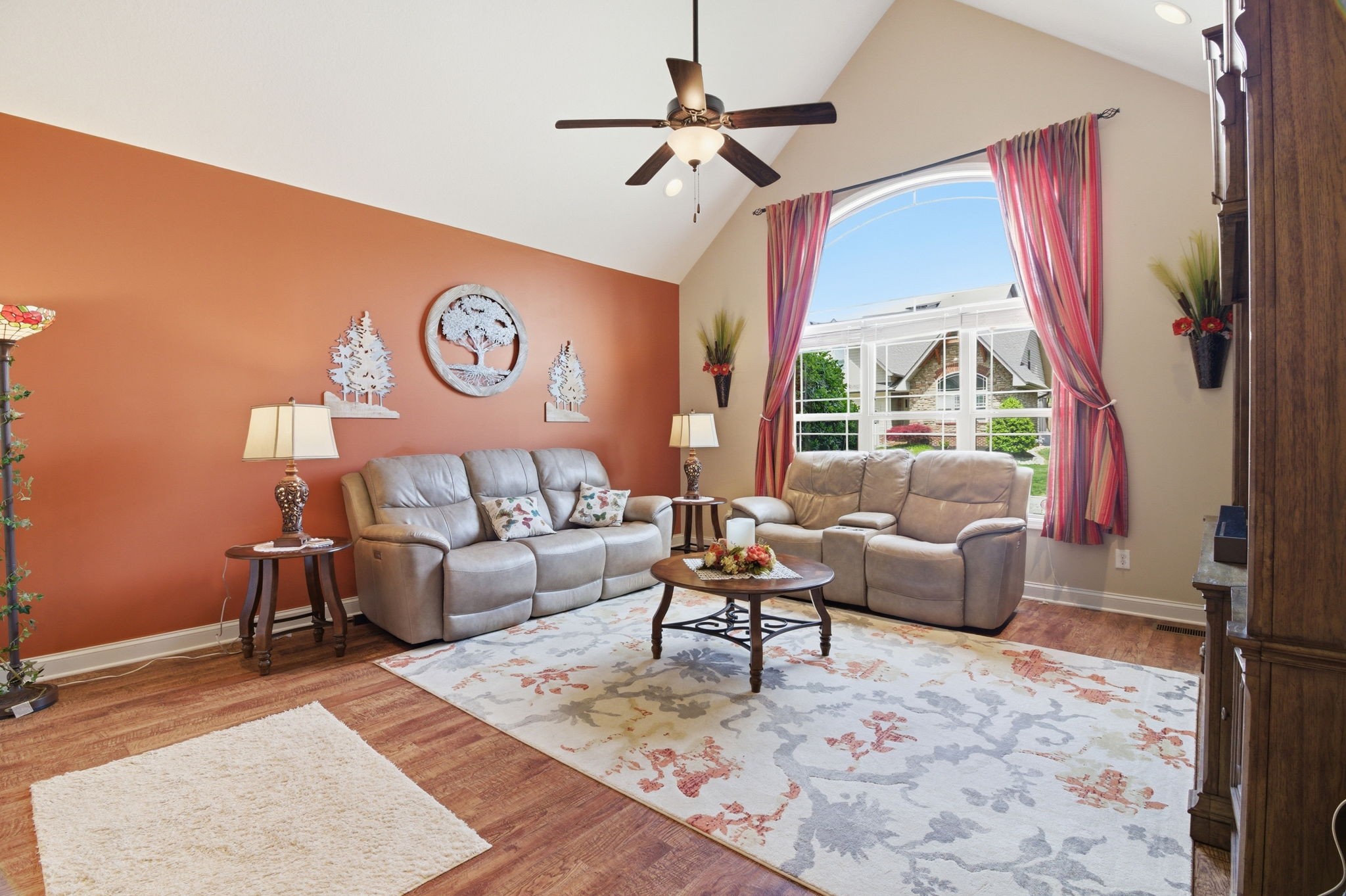 8309 Shoregate Ln Property Photo 7