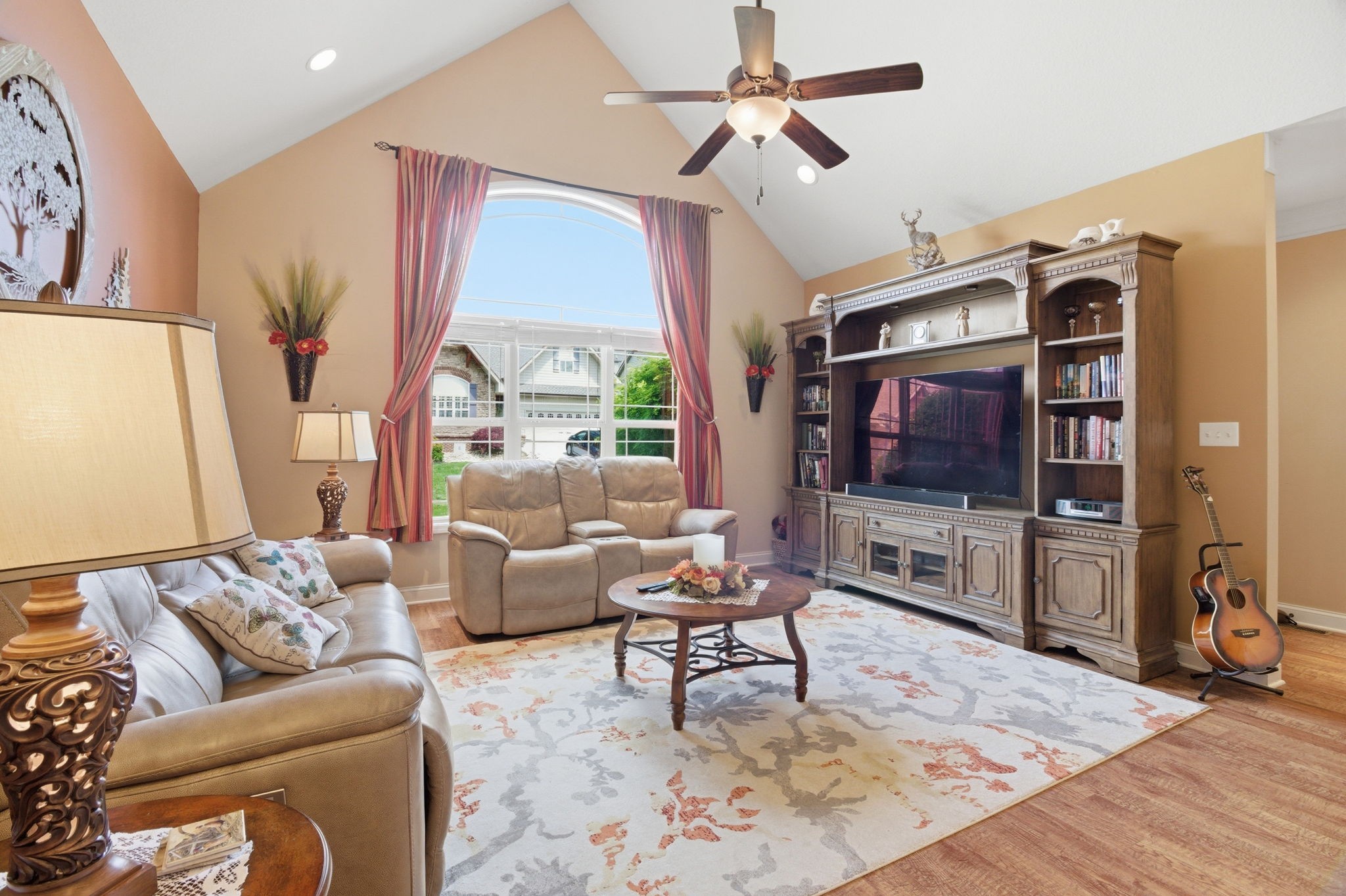 8309 Shoregate Ln Property Photo 8