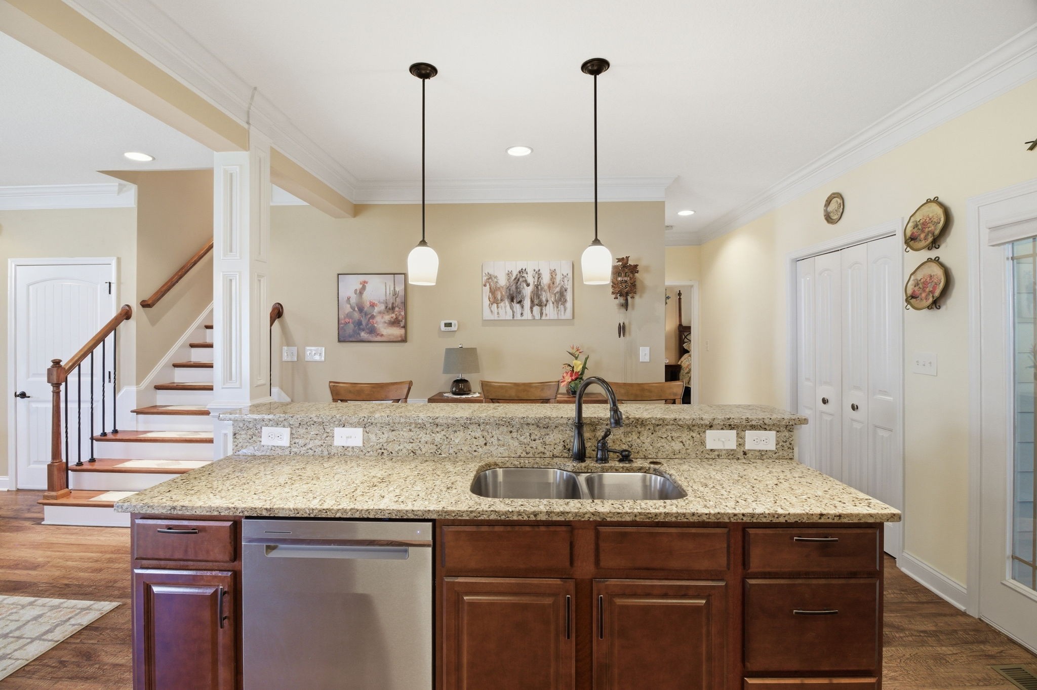8309 Shoregate Ln Property Photo 12