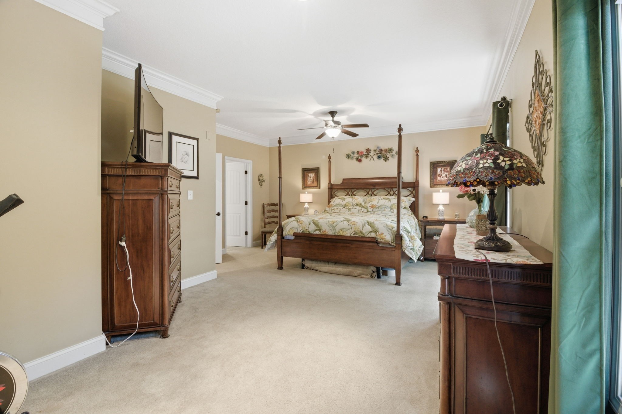 8309 Shoregate Ln Property Photo 17
