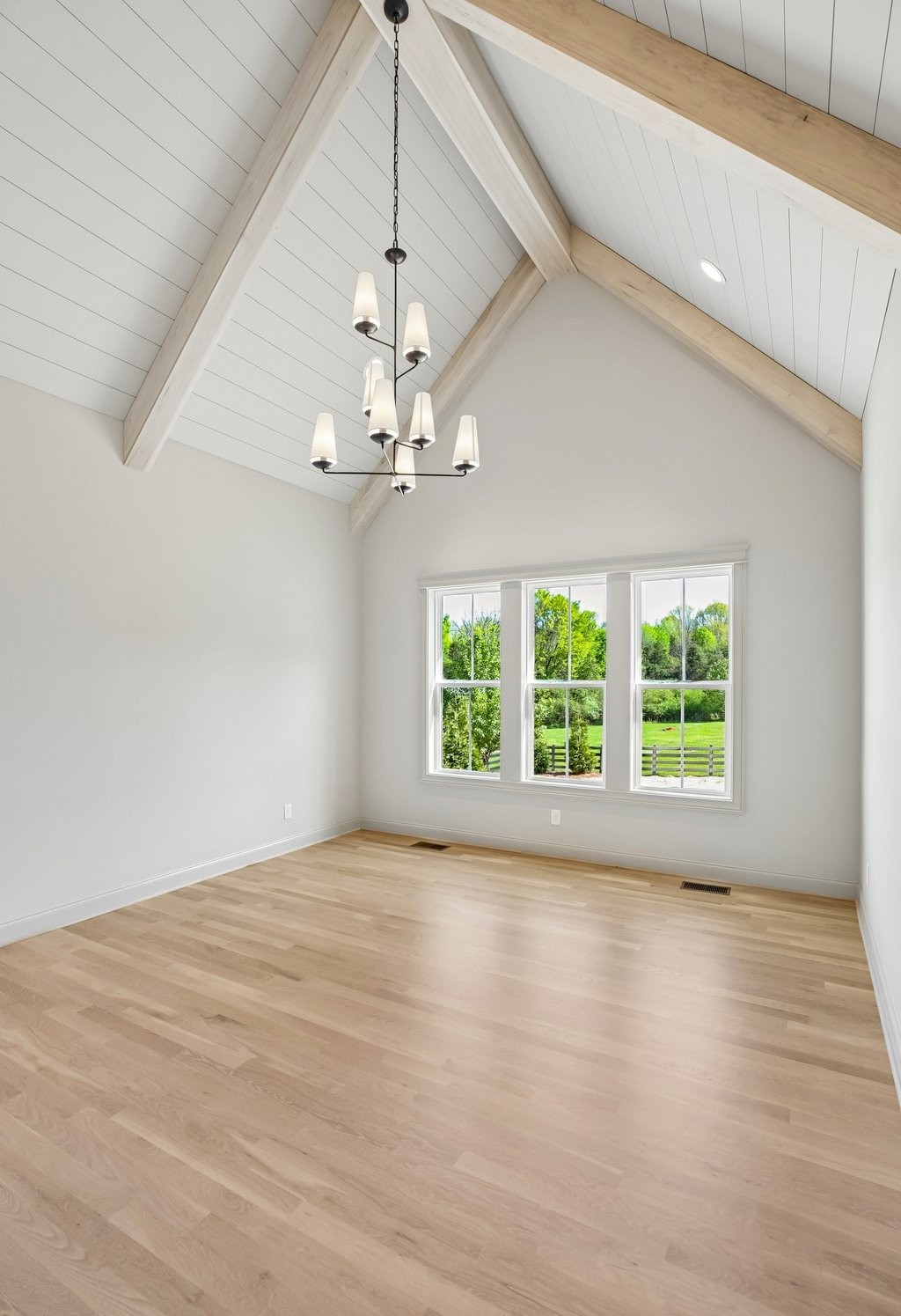 859 Brook Trl Property Photo 6