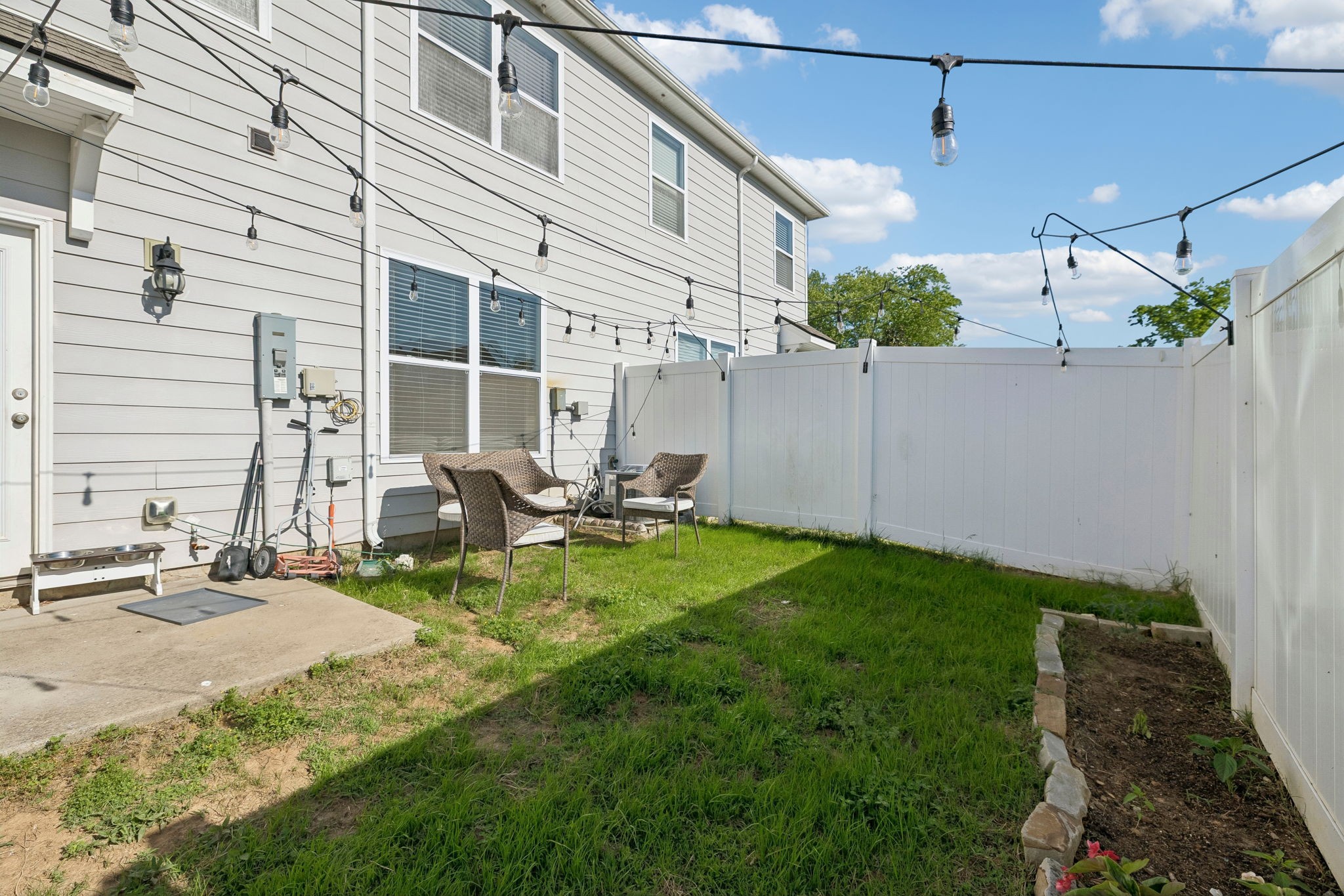 422 Manor Row Property Photo 29