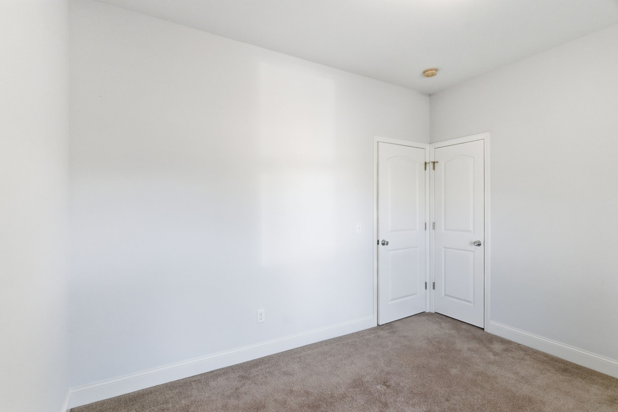 2010 Rebekah Dr Property Photo 24