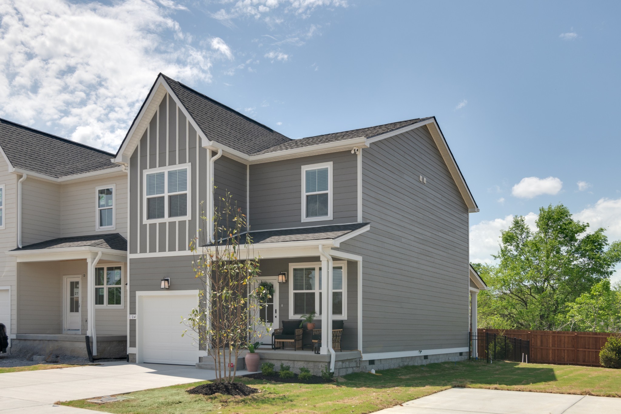 1121 Marlowe Lndg Property Photo 1