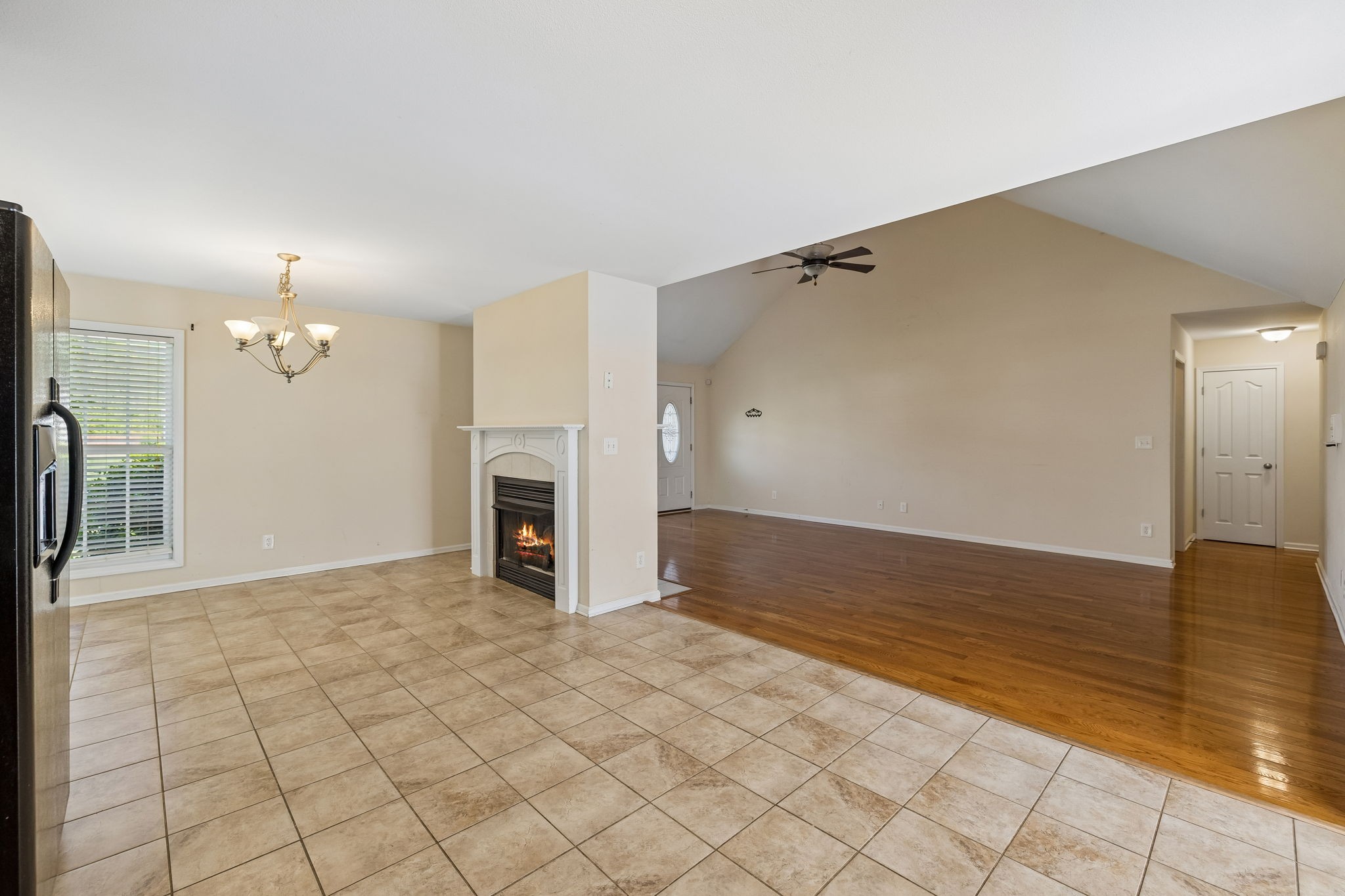 688 Fallbrook Ln Property Photo 13