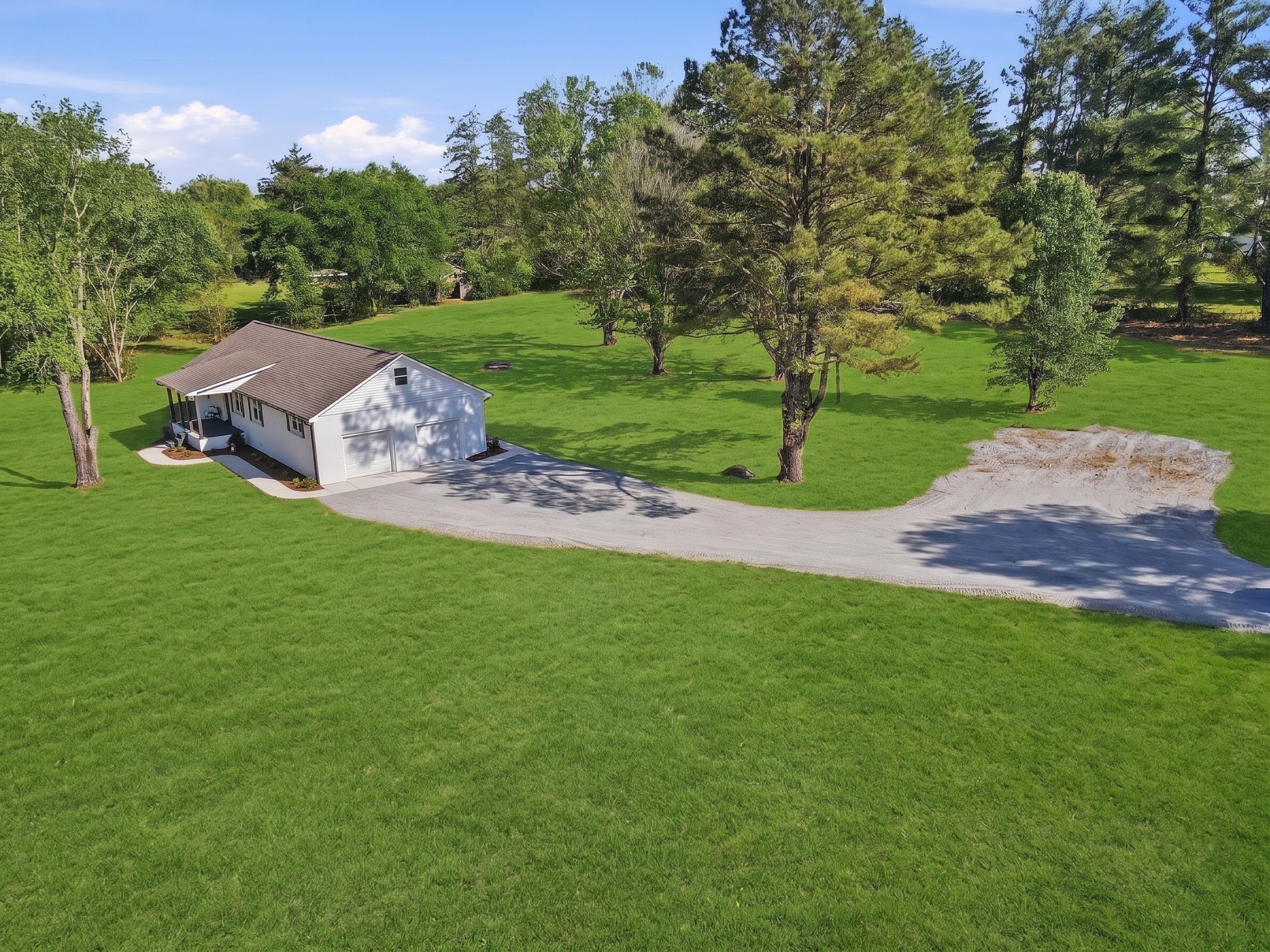 2525 Williamsport Pike Property Photo 1
