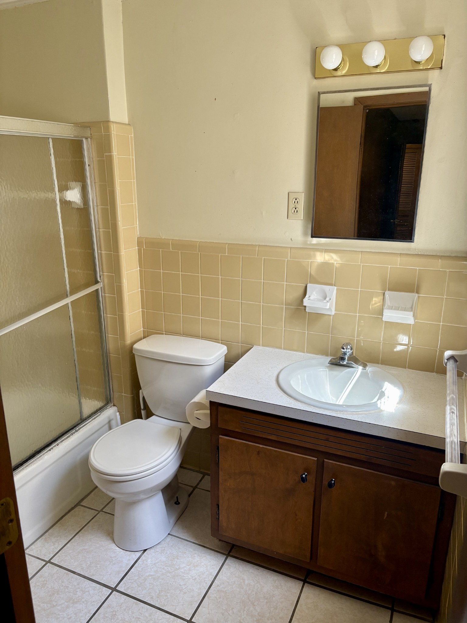 118 N Spring St Property Photo 9