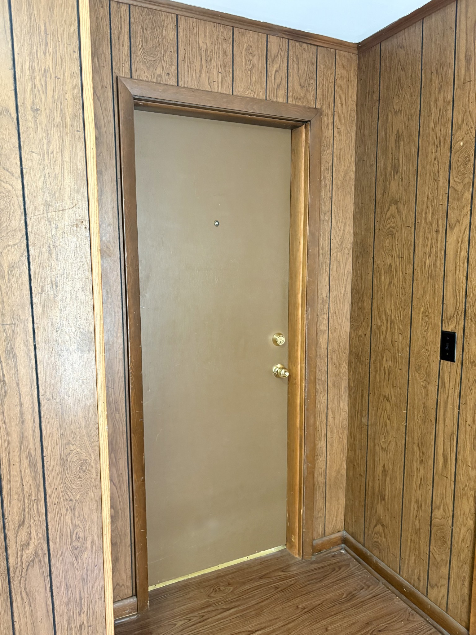 118 N Spring St Property Photo 11