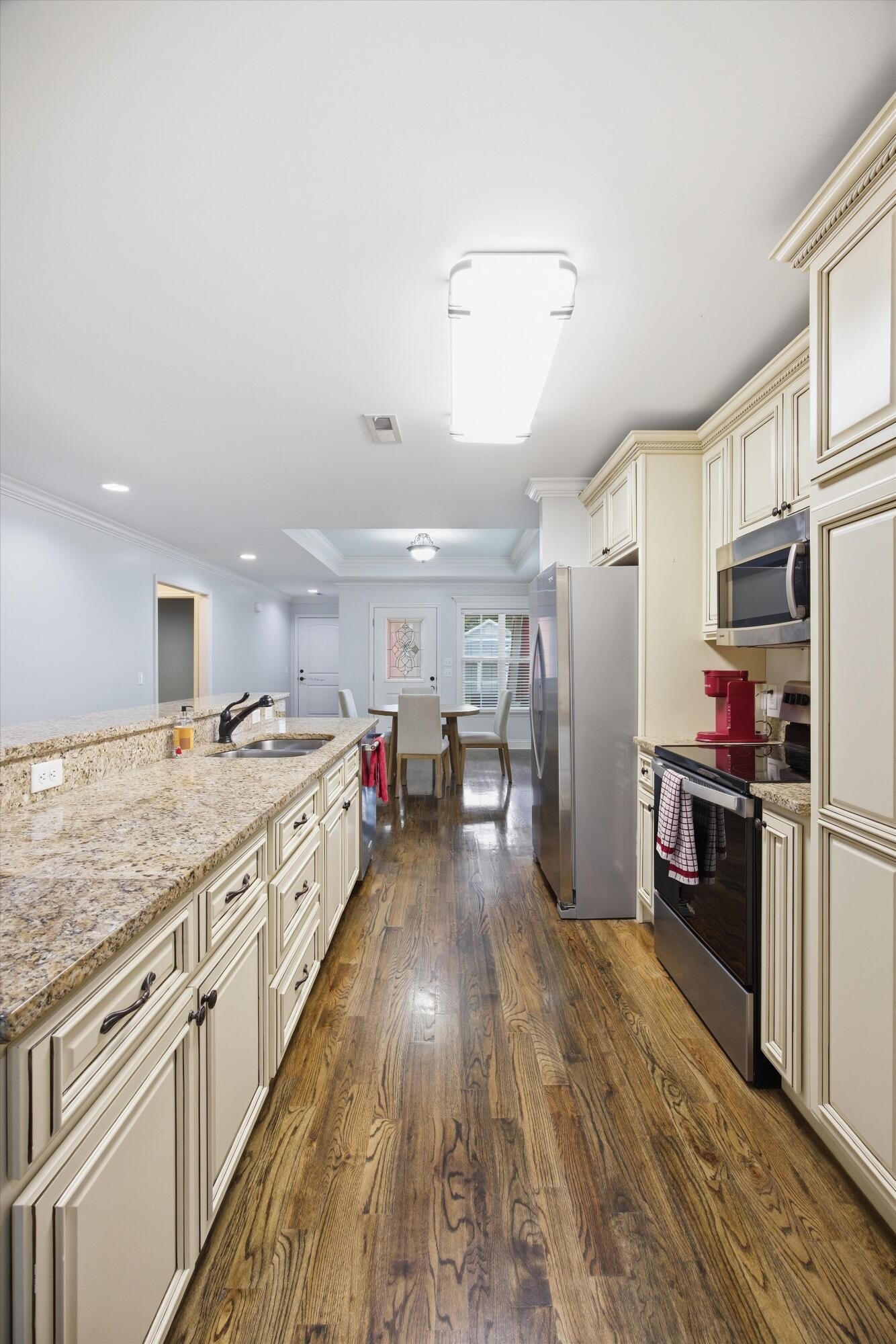 124 Fieldstone Commons Property Photo 19