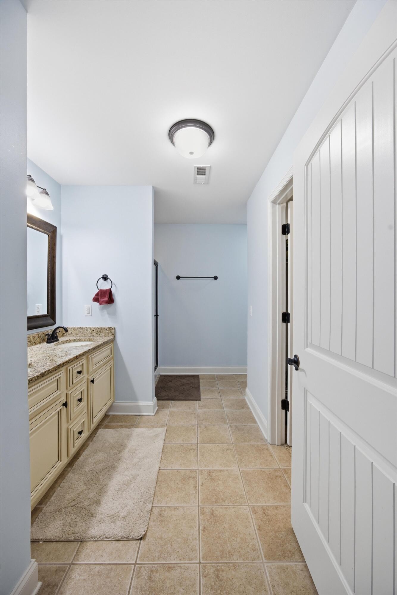 124 Fieldstone Commons Property Photo 28