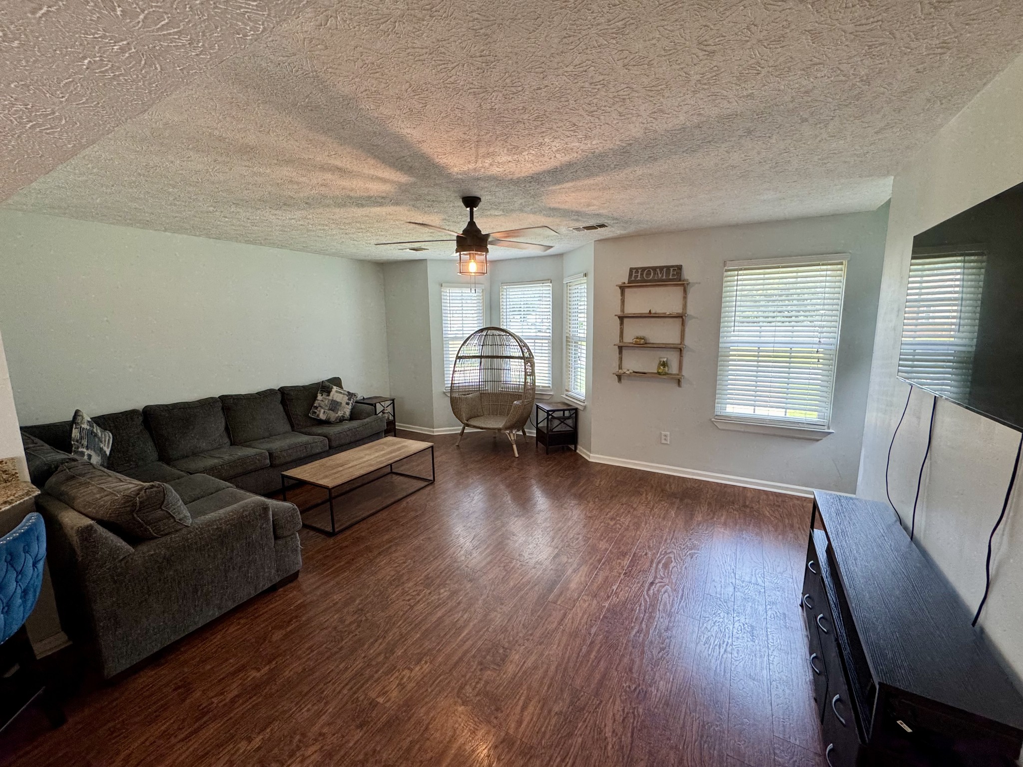 200 Westlynn Dr Property Photo 25