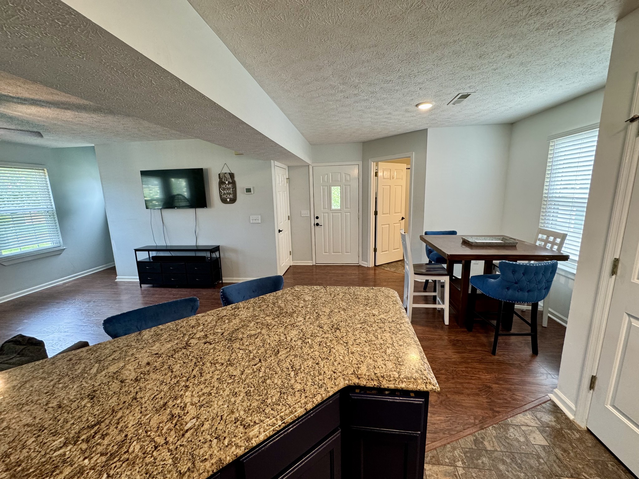 200 Westlynn Dr Property Photo 33