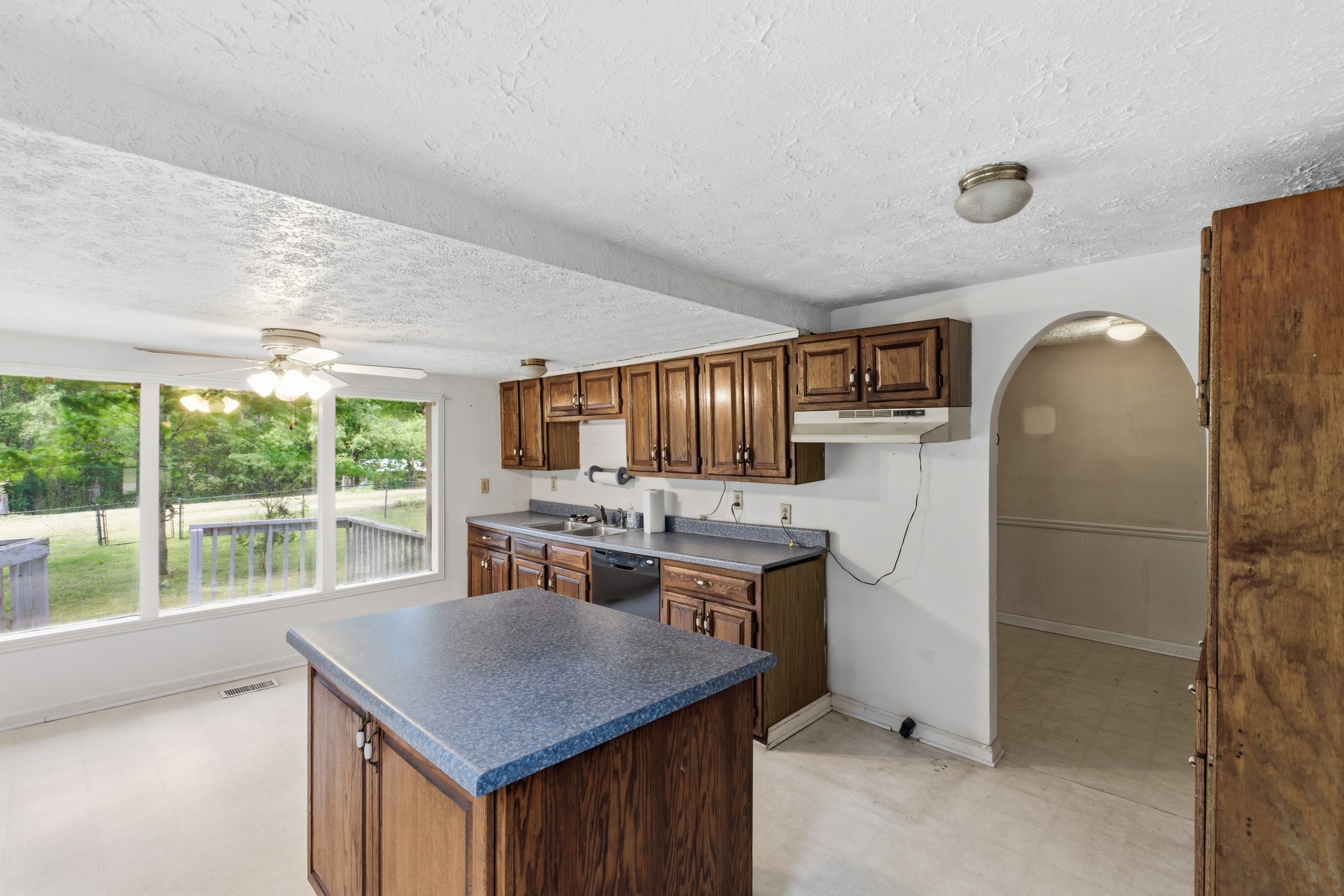 10075 Buckner Ridge Road Property Photo 11