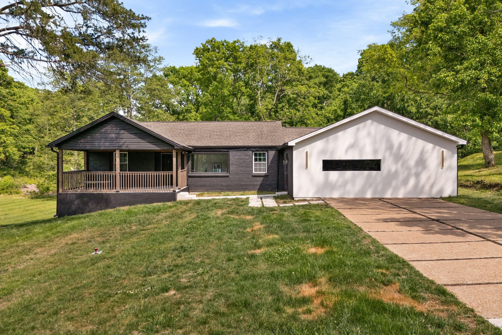 515 Catalina Dr Property Photo 1