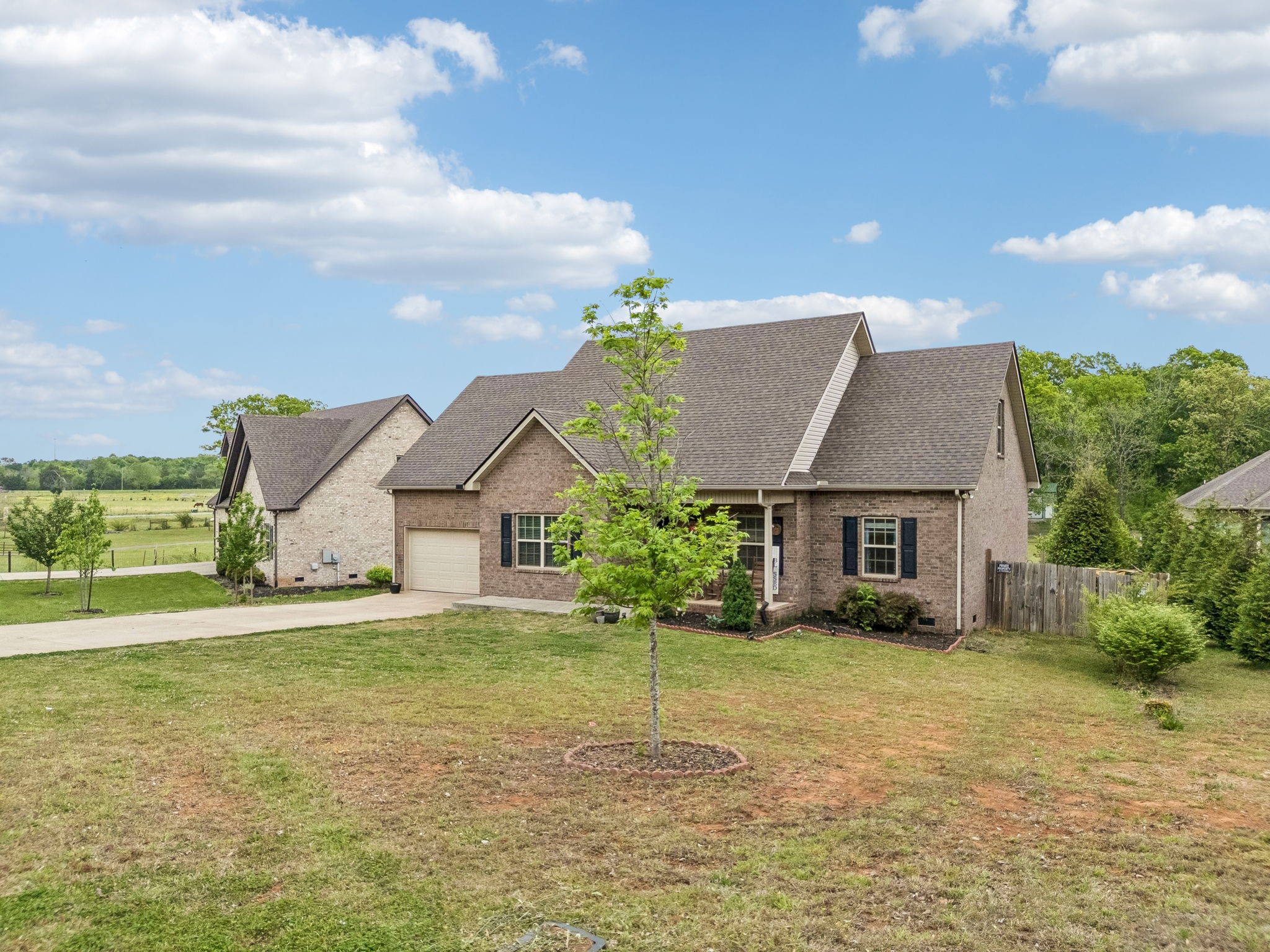 592 Twin Oak Dr Property Photo 44