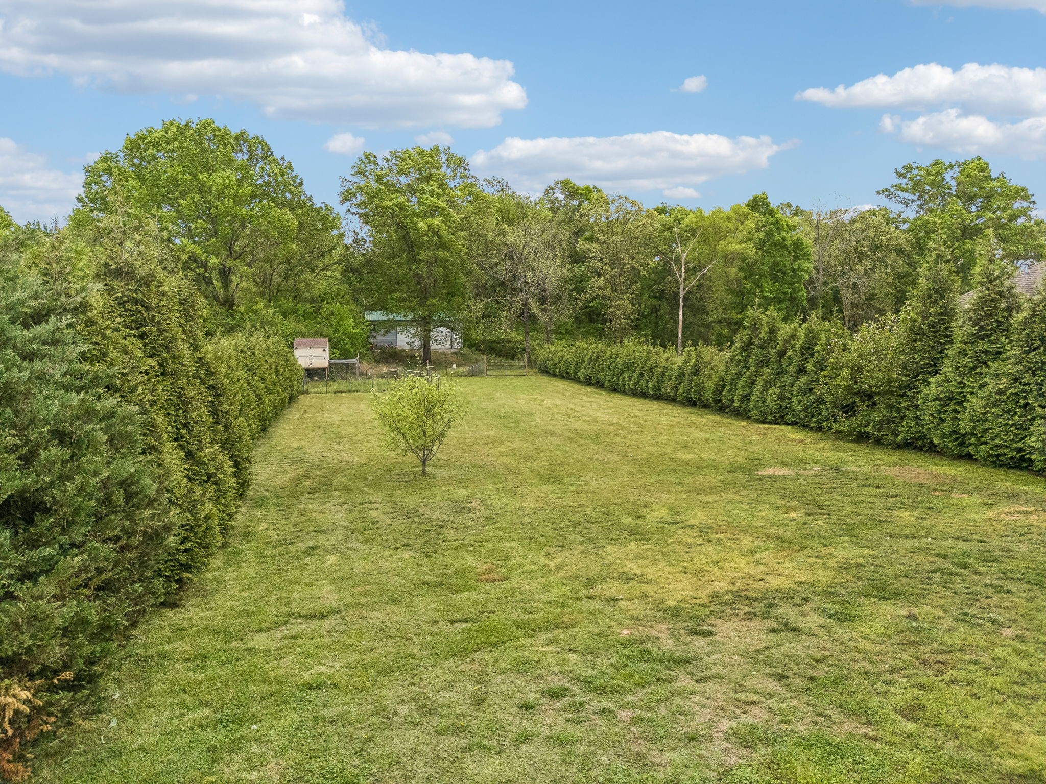 592 Twin Oak Dr Property Photo 54